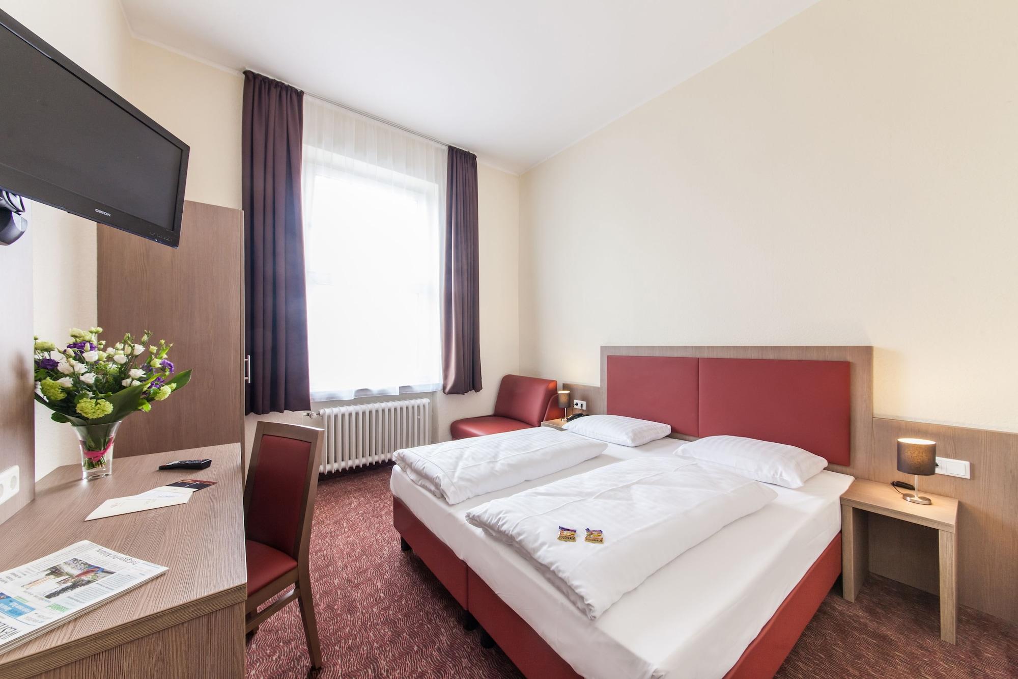 Hotel Maxim Duesseldorf City Exterior photo